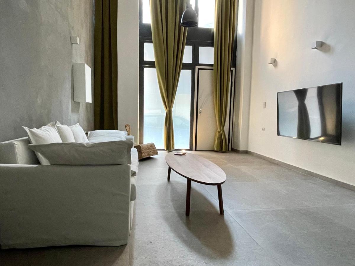 Loft Studio In Pagrati Appartement Athene Buitenkant foto